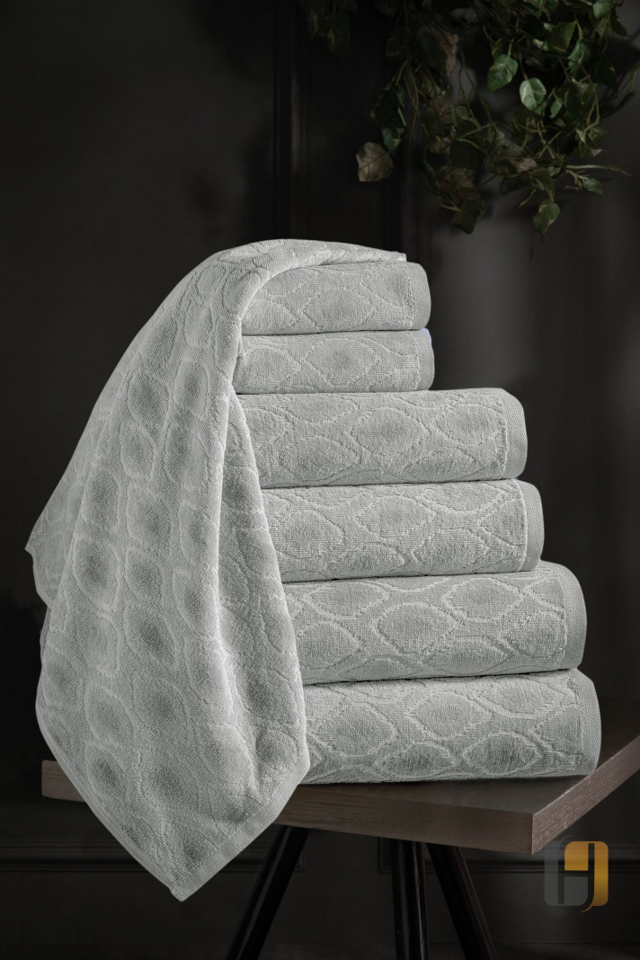 High Quality 100% Cotton Hand Towels with Trapezoid Pattern